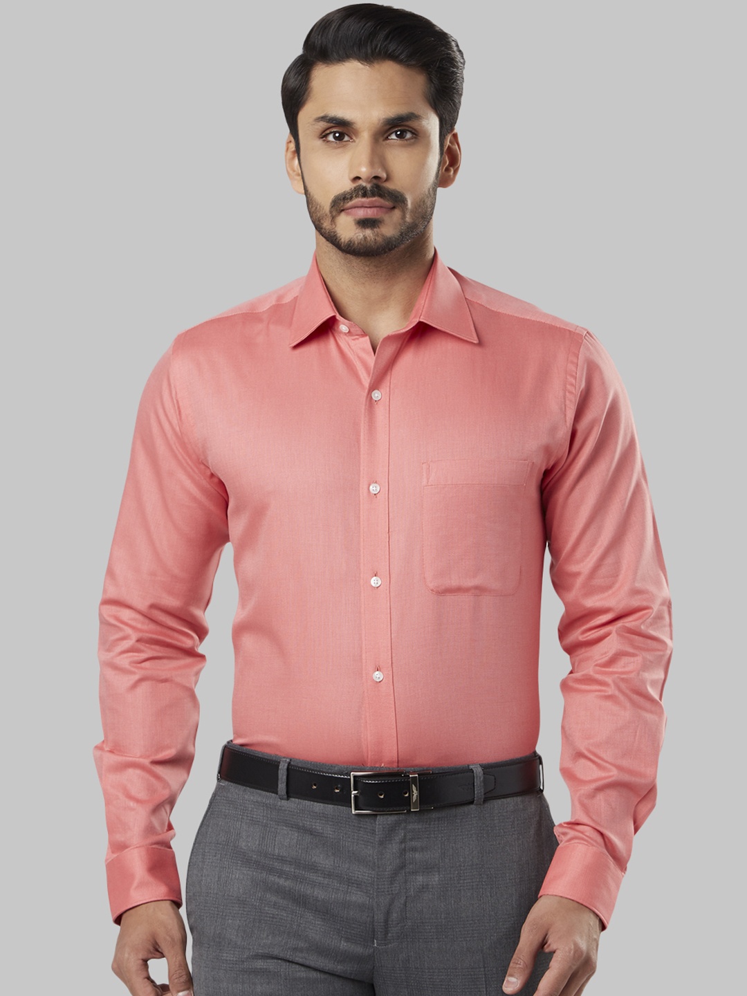 

Raymond Men Coral Slim Fit Solid Formal Shirt