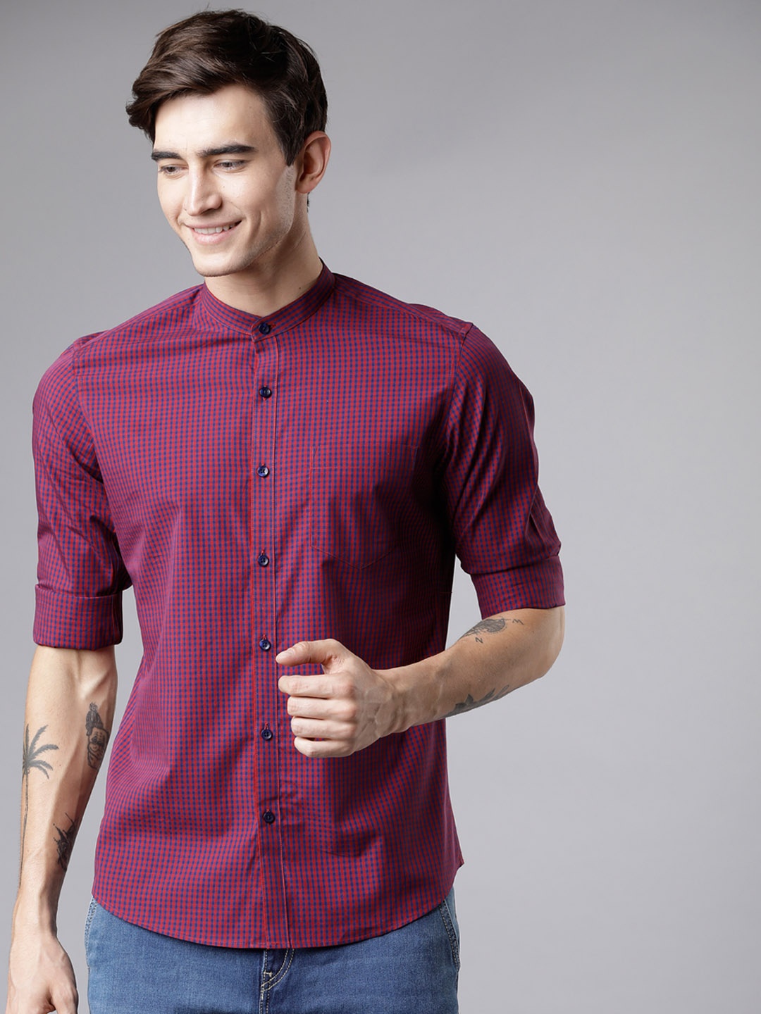 

HIGHLANDER Men Red & Blue Slim Fit Checked Casual Shirt