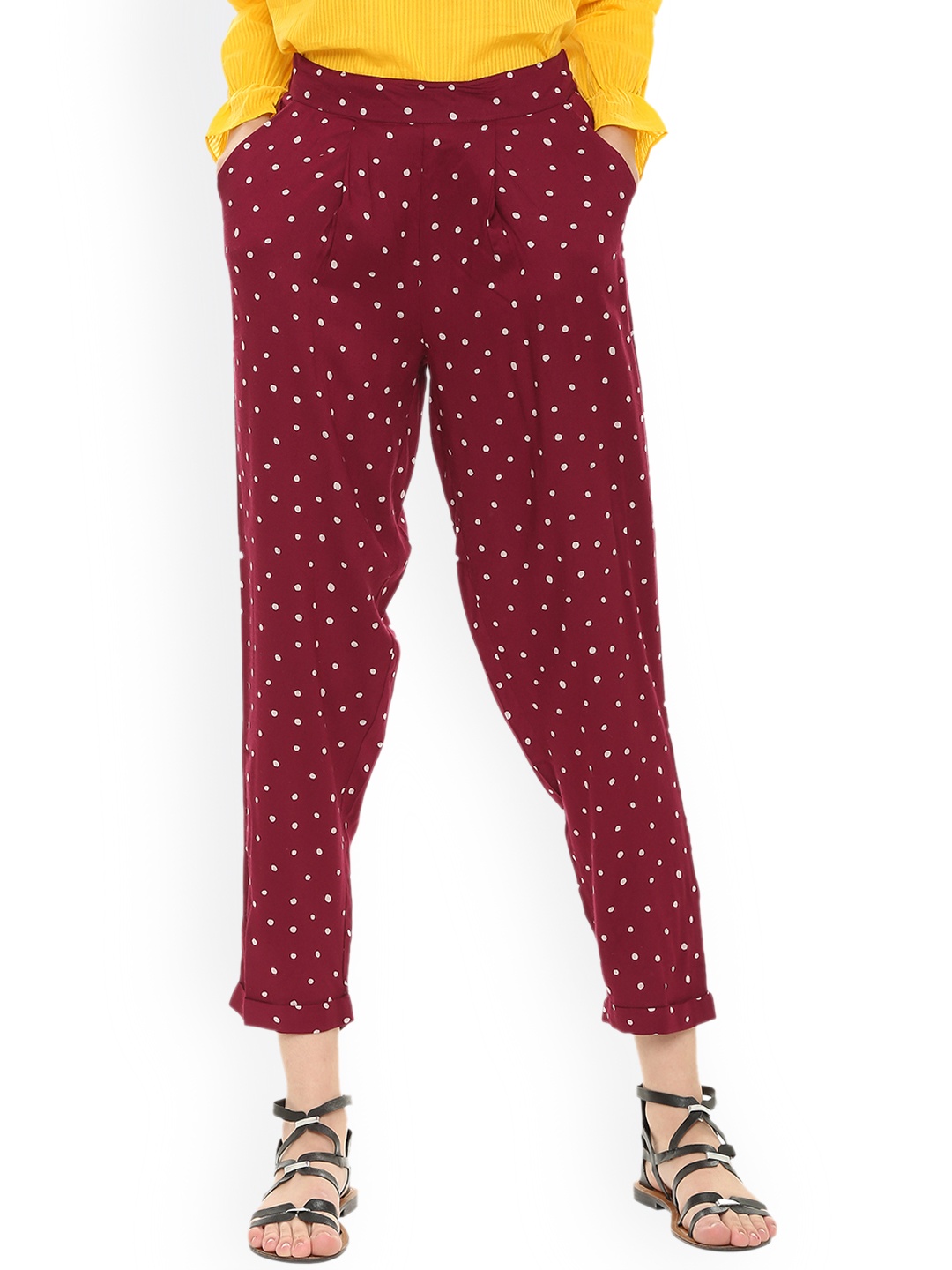 People Women Maroon Regular Fit Printed Peg Trousers