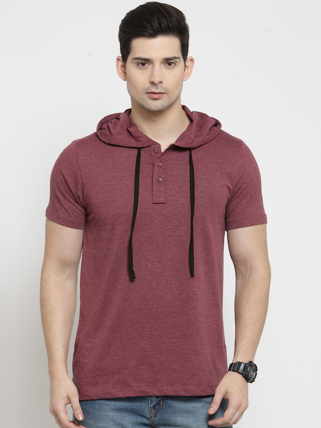 

Kalt Men Maroon Solid Hood T-shirt