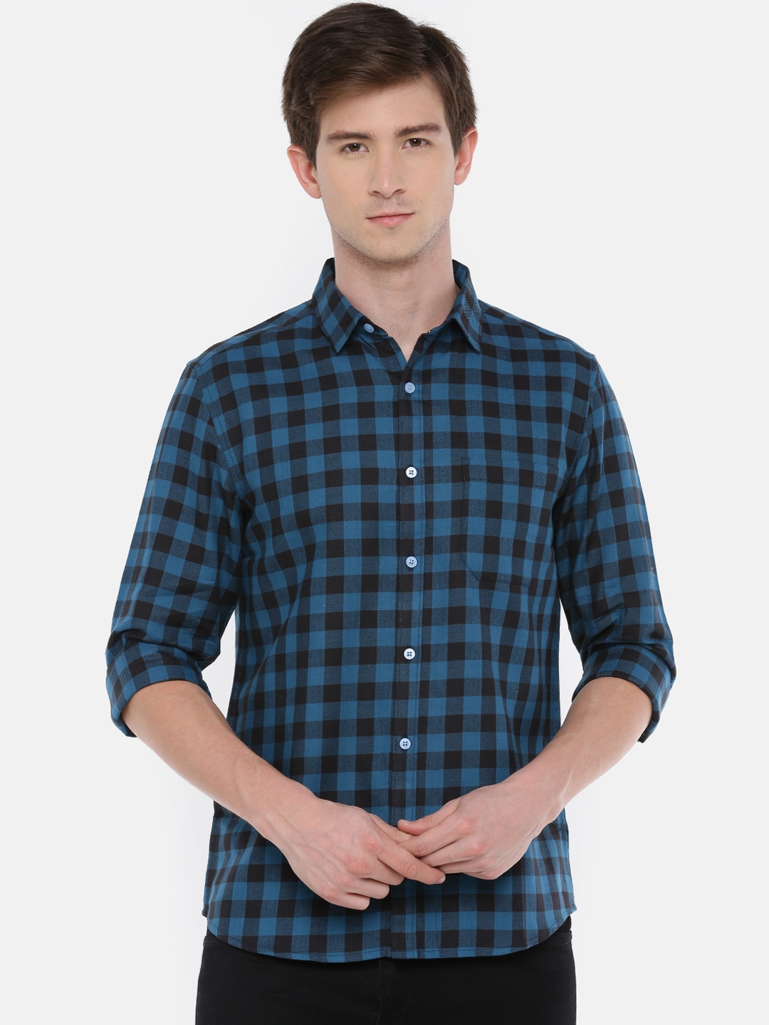 

Chennis Men Teal Blue & Black Slim Fit Checked Casual Shirt