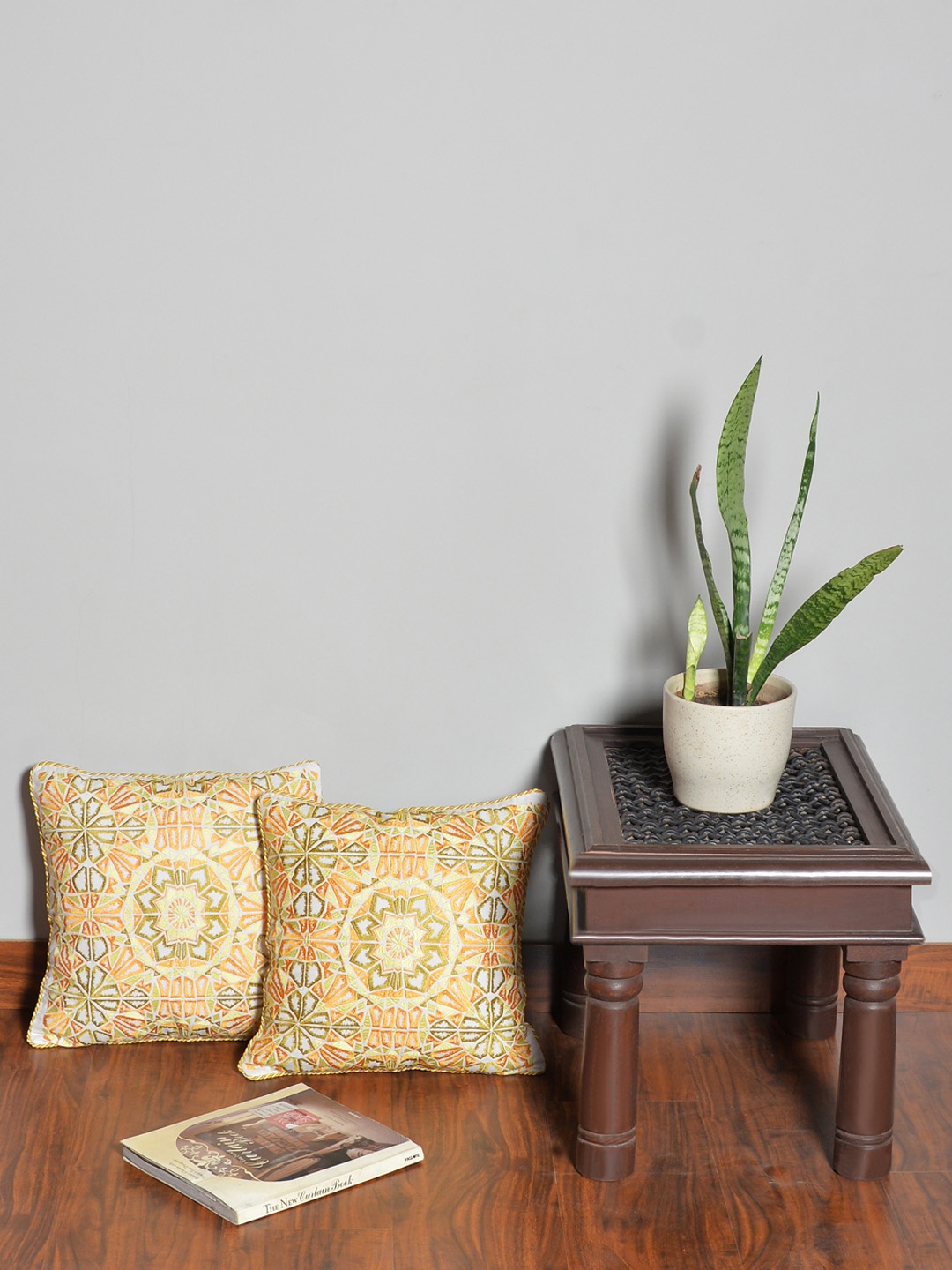

Deco Window Yellow Set of 2 Ethnic Motifs Square Cushion Covers