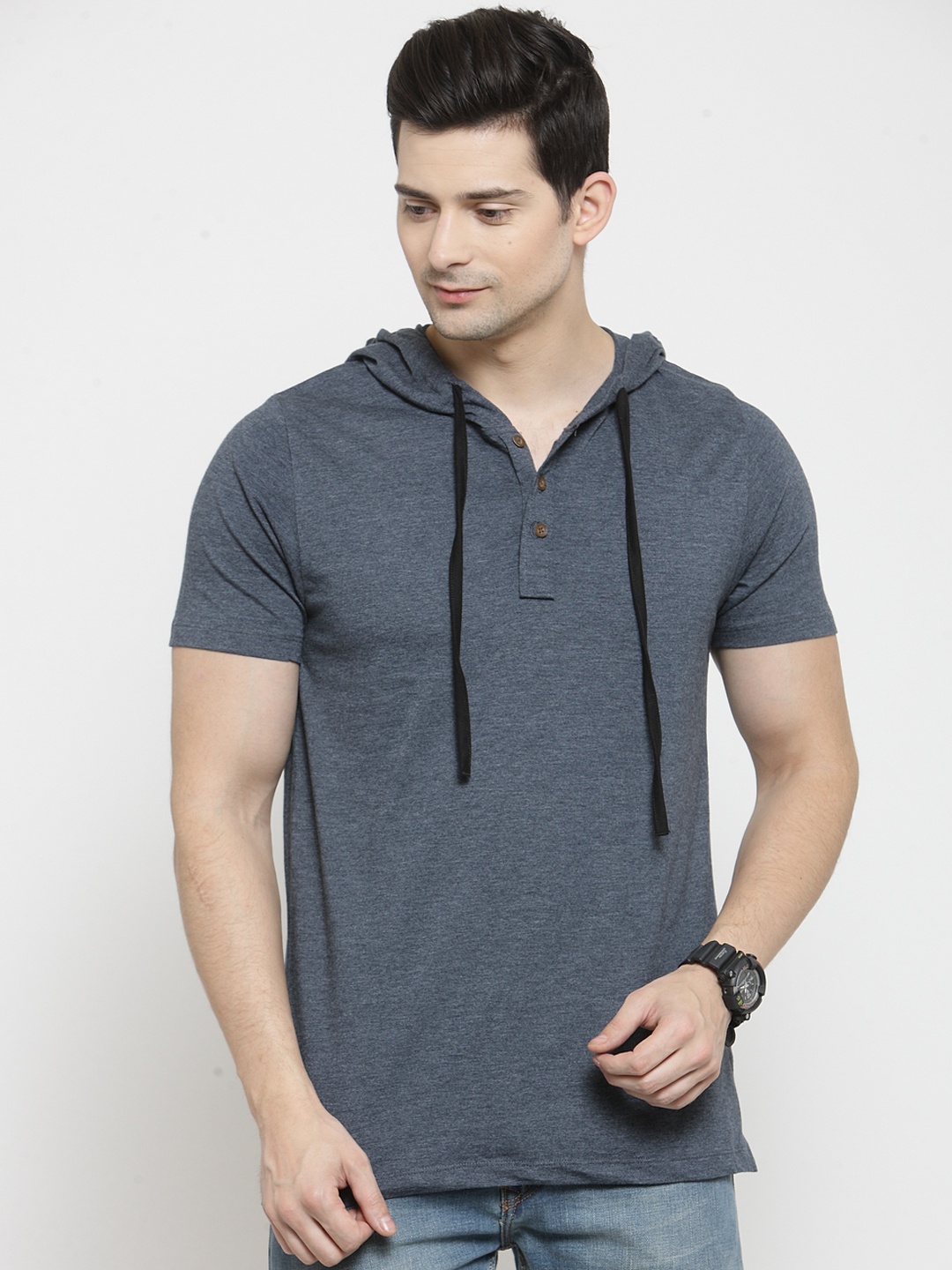 

Kalt Men Grey Solid Hood T-shirt