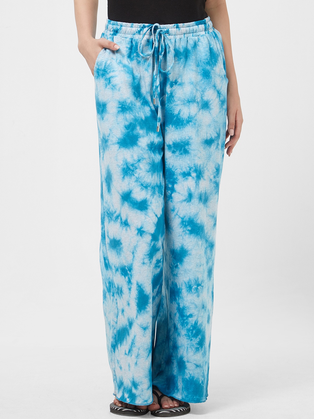 

Mystere Paris Women Blue Printed Pallazzo Lounge Pants G365A
