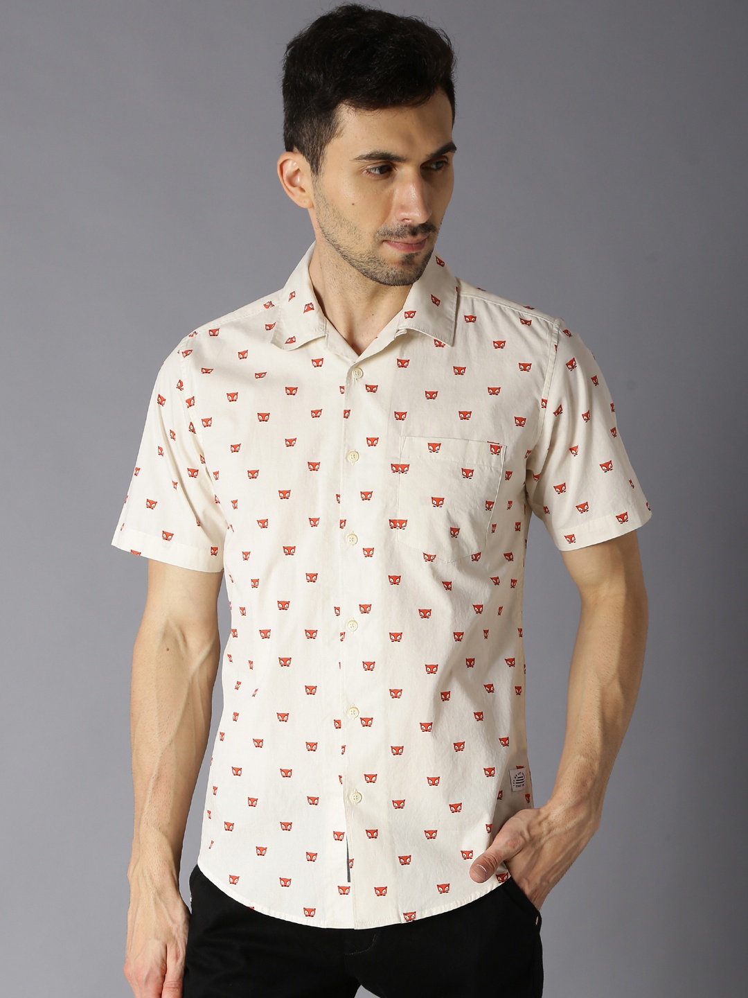 

Bene Kleed Men Off-White & Orange Slim Fit Printed Casual Shirt