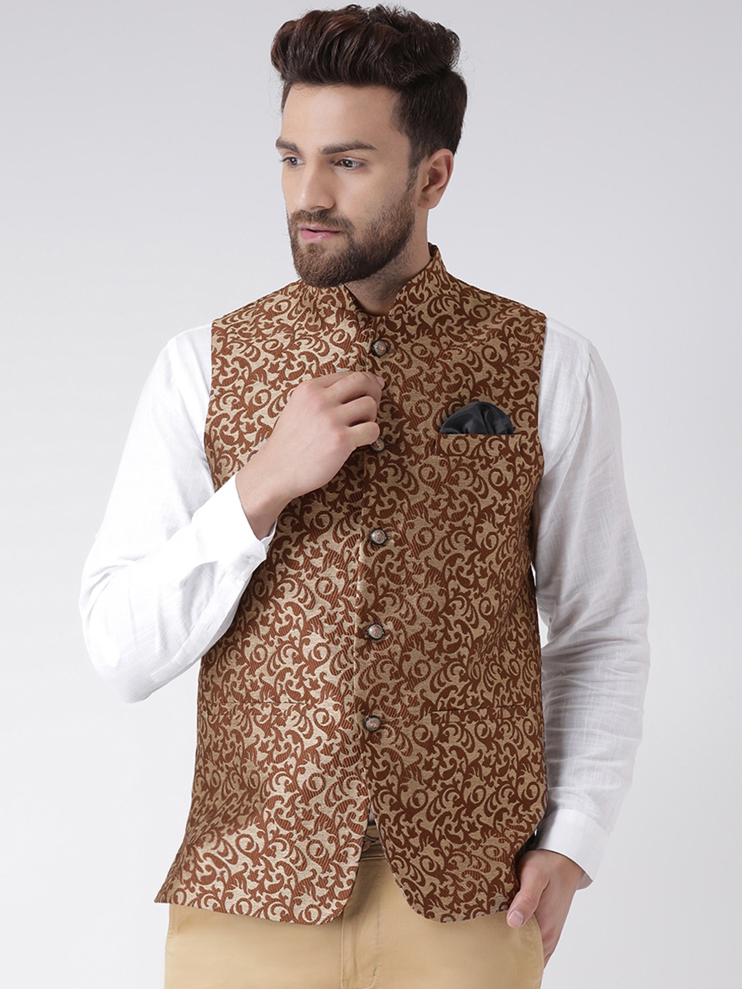 

Hangup Men Brown Woven Design Linen Nehru Jacket