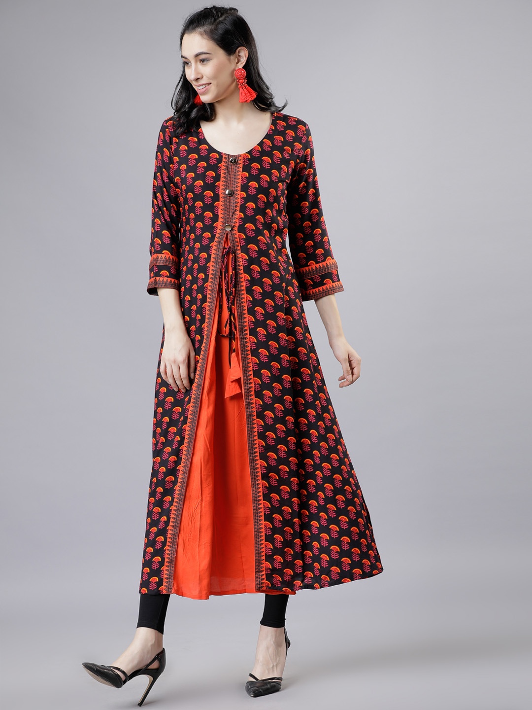 

Vishudh Women Black Printed A-Line Kurta