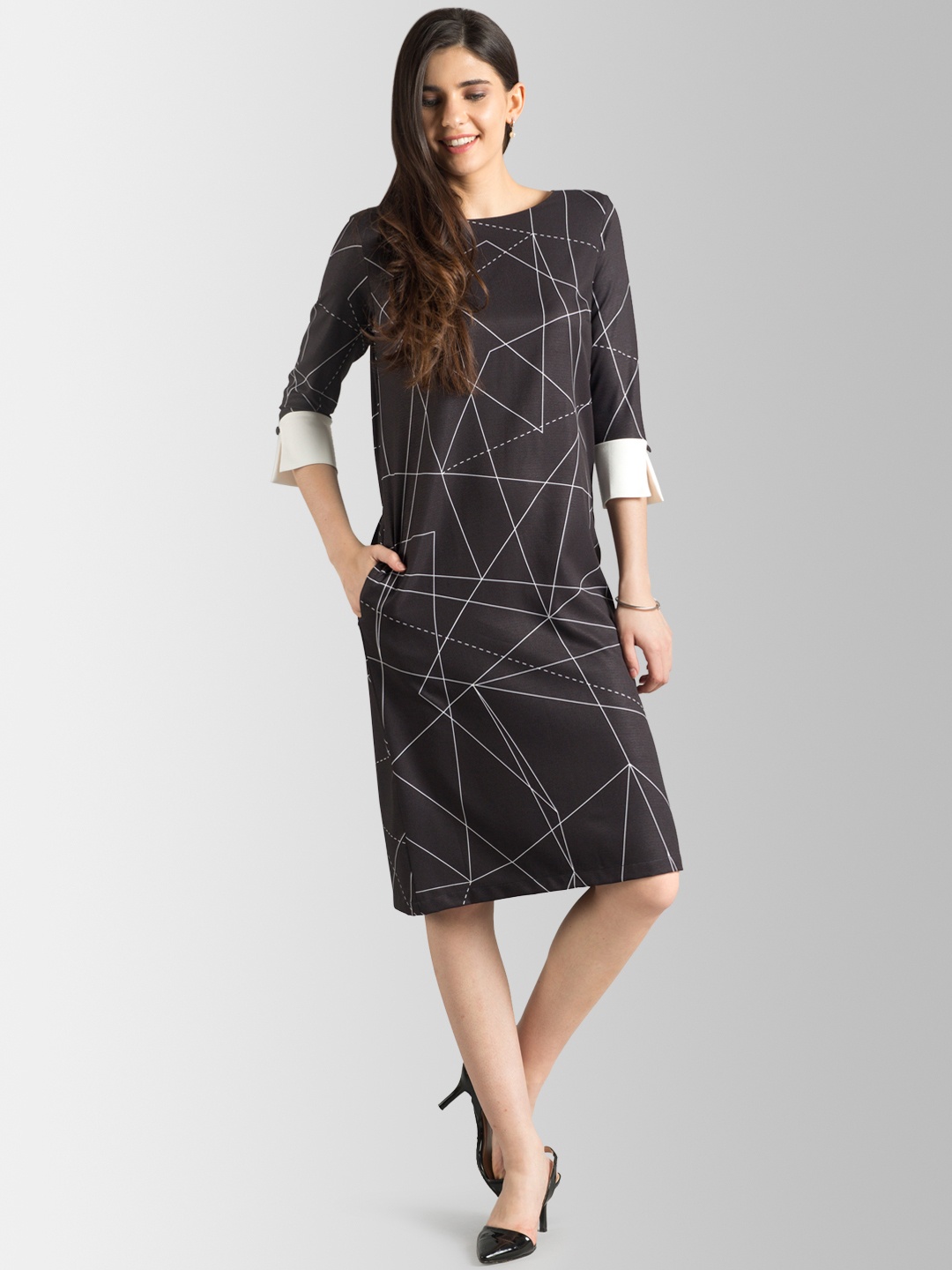 

FableStreet Women Black & White Sheath Dress
