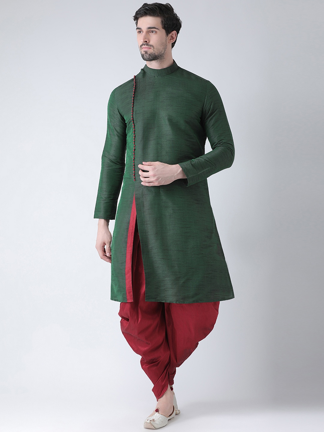 

DEYANN Men Green & Red Self Design Kurta with Patiala