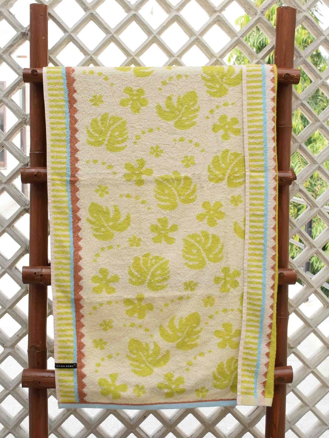

Avira Home Green Printed Cotton 380 GSM Bath Towel