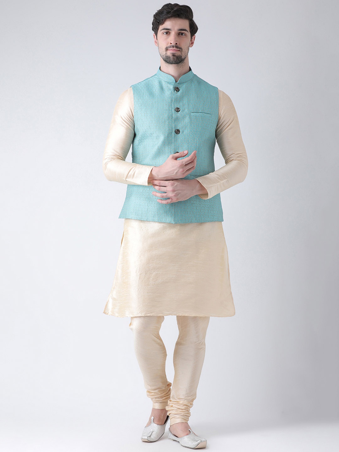 

DEYANN Men Blue & Cream-Coloured Self Design Kurta with Churidar
