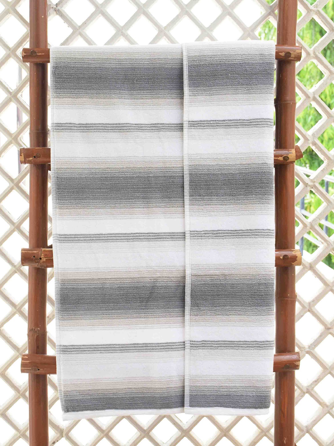 

Avira Home Grey & White Striped Cotton 600 GSM Bath Towel