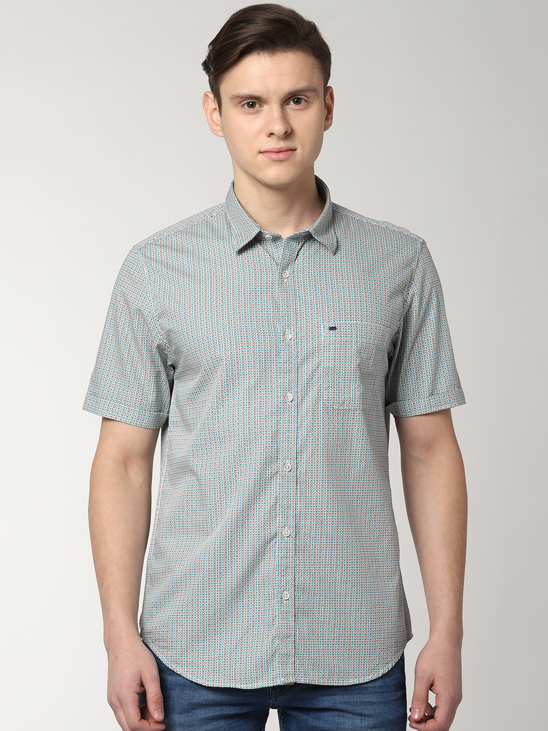 

Peter England Casuals Men Blue & White Slim Fit Printed Casual Shirt