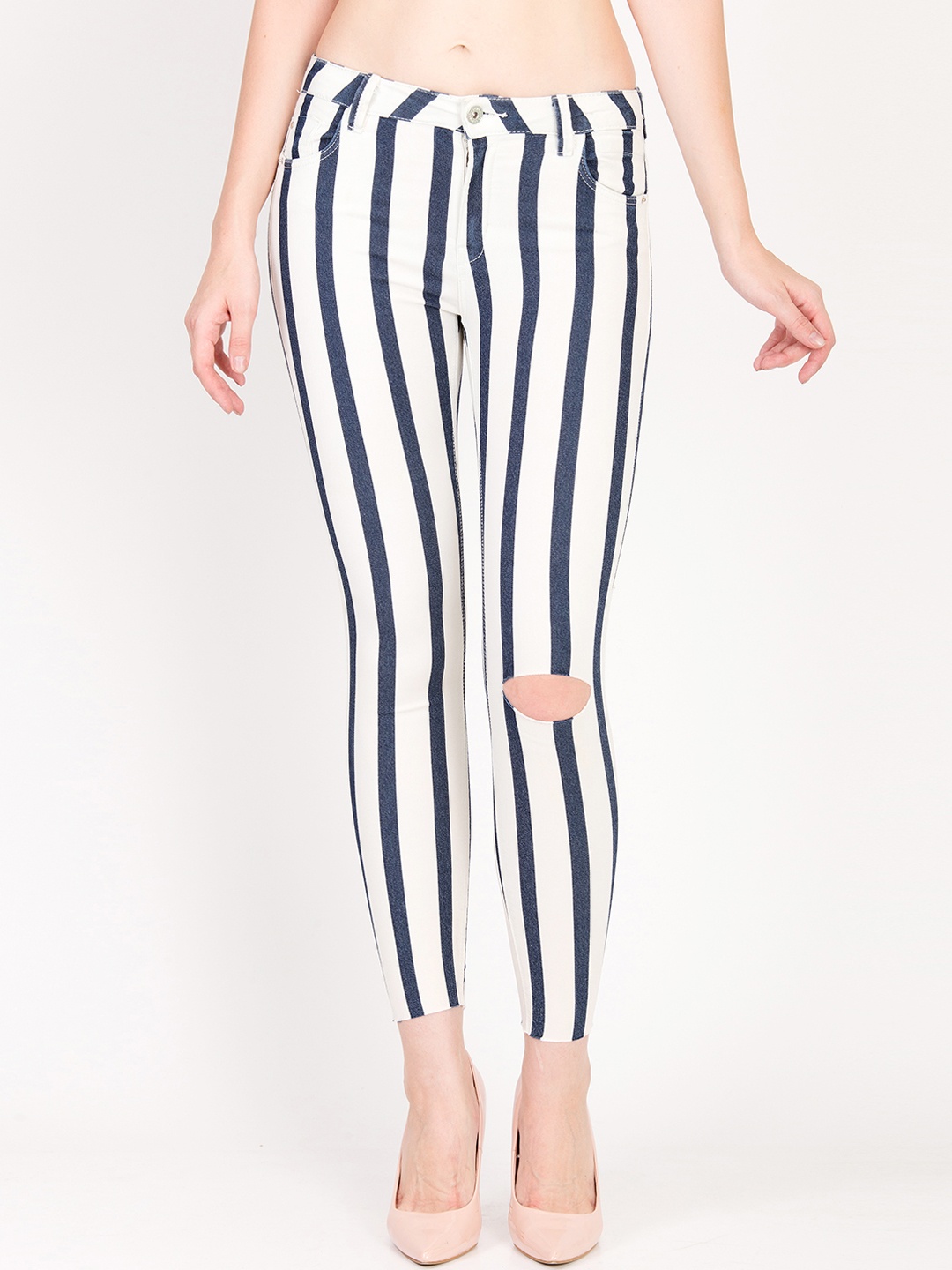 

Kotty Women White & Black Skinny Fit High-Rise Clean Look Jeans