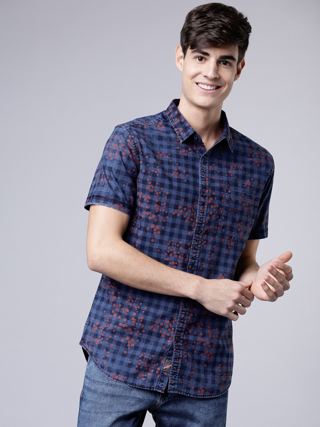

LOCOMOTIVE Men Blue & Red Slim Fit Checked Casual Shirt