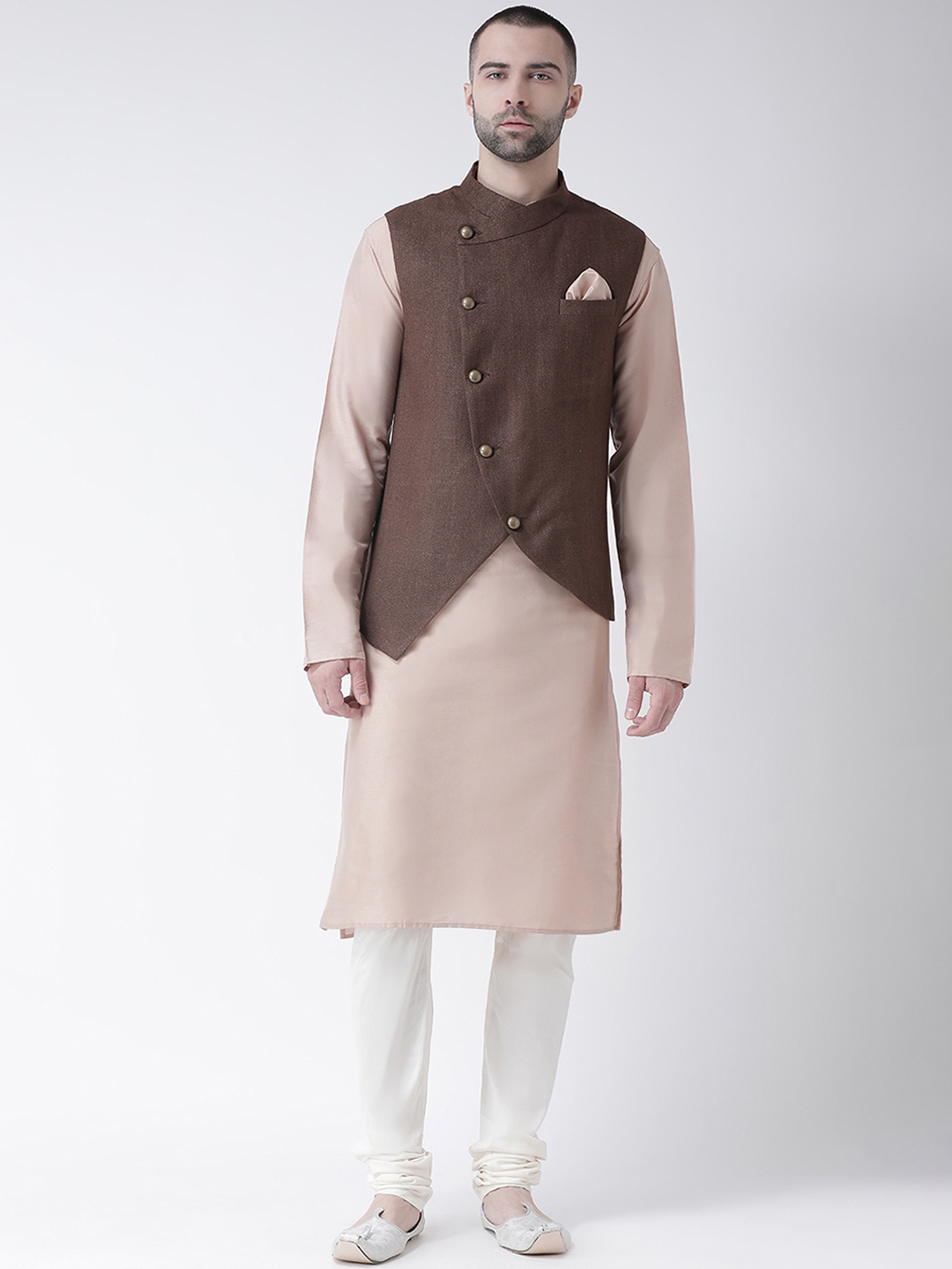 

KISAH Men Brown & Peach-Coloured Solid Kurta with Churidar and Nehru Jacket