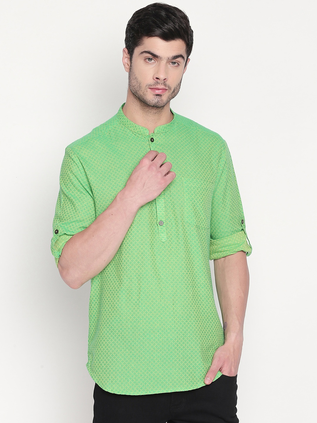 

indus route by Pantaloons Men Green Woven Design Straight Kurta