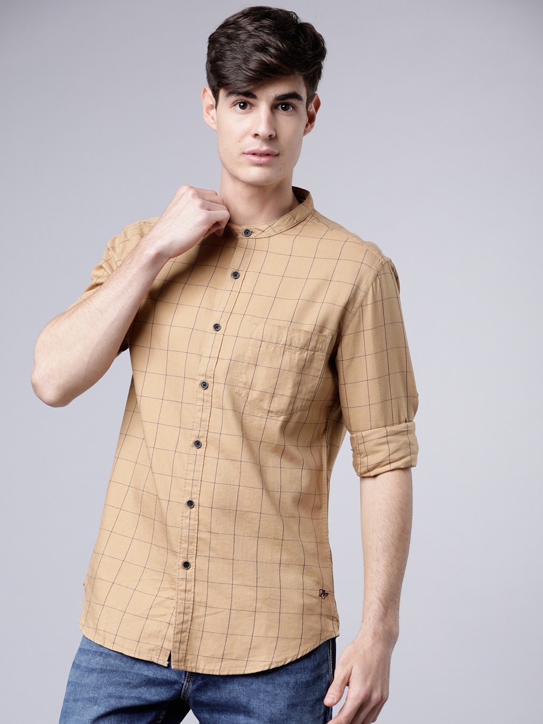 

LOCOMOTIVE Men Beige Slim Fit Checked Casual Shirt