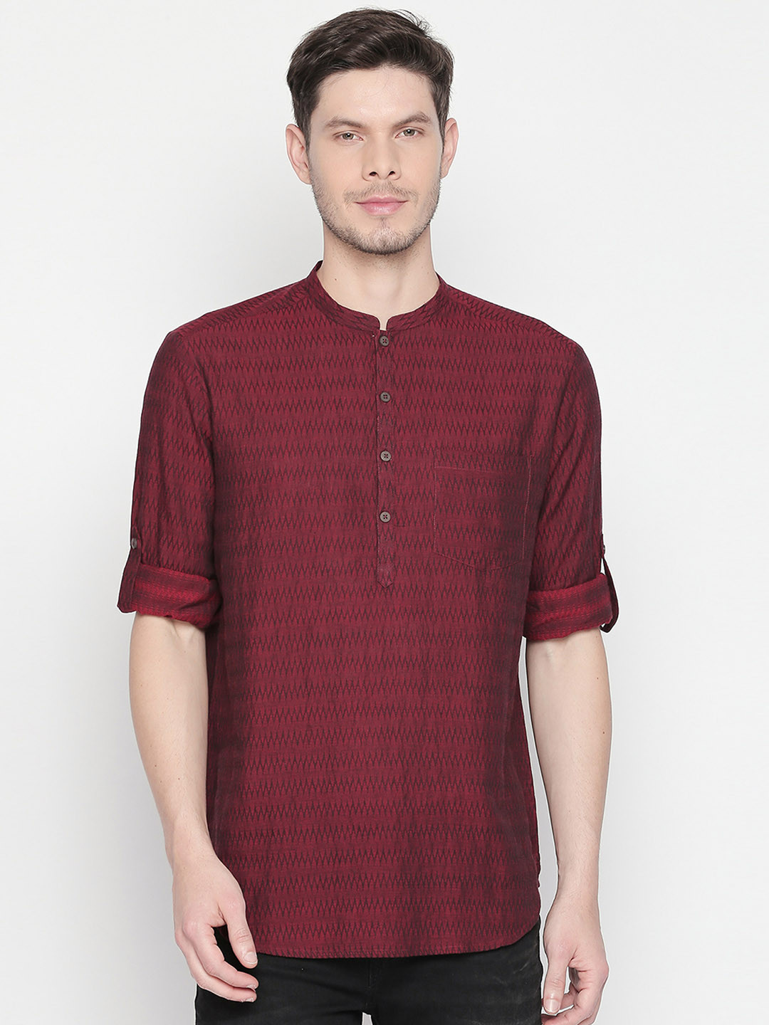 

indus route by Pantaloons Men Maroon Woven Design Straight Kurta