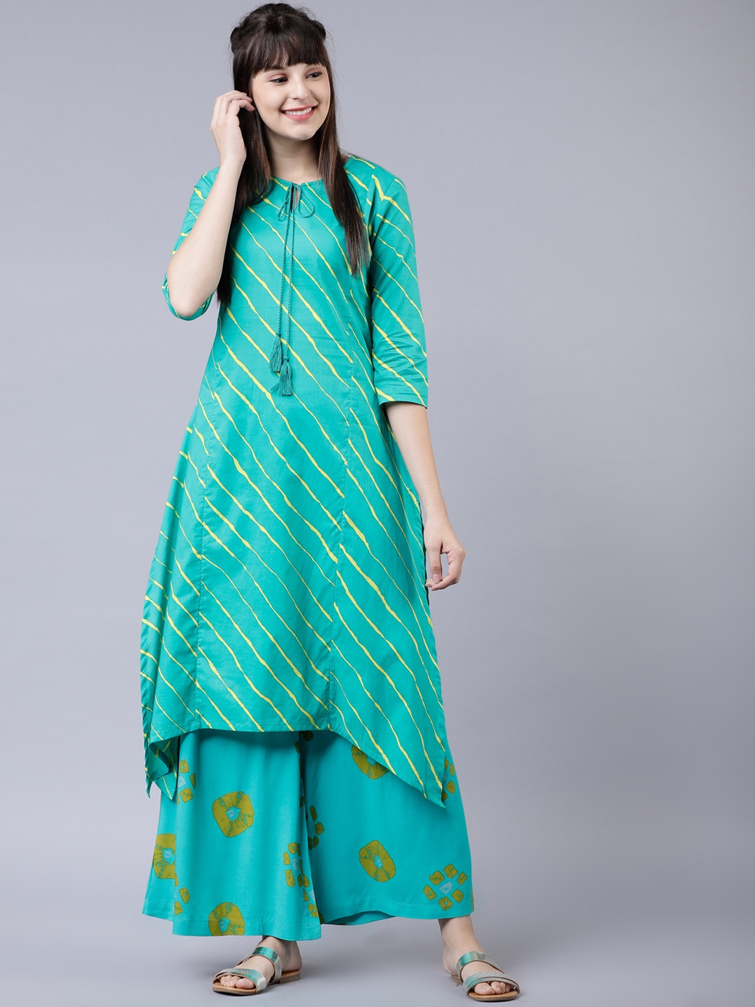 Vishudh Women Turquoise Blue Striped Kurta with Palazzos