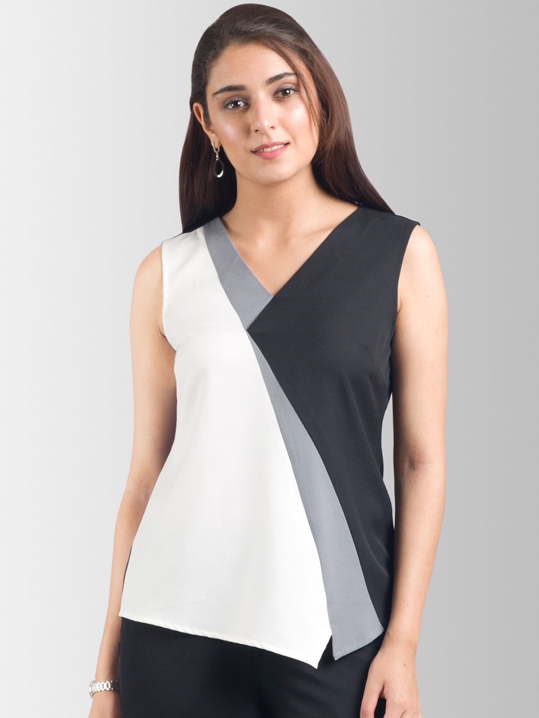 

FableStreet Women Black Colourblocked Top