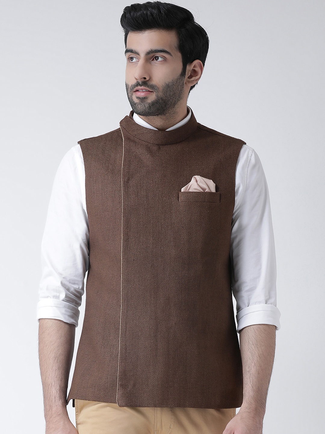 

Kisah Men Brown Solid Nehru Jackets