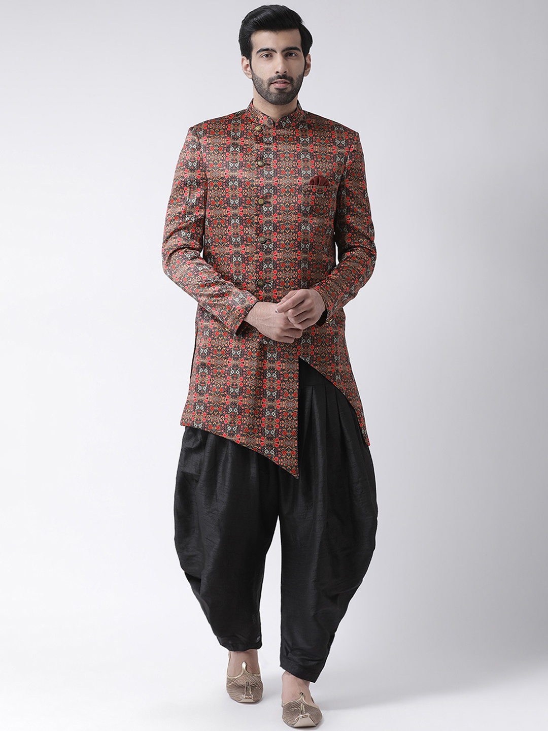 

Hangup Men Red & Black Printed Sherwani