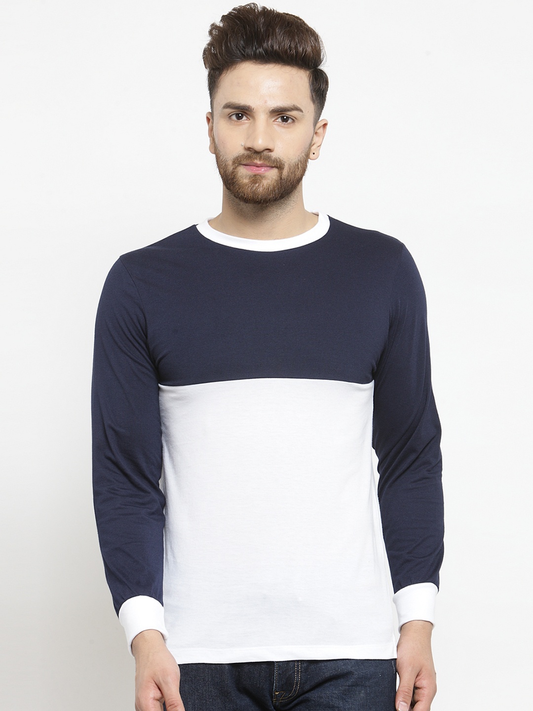 

Kalt Men White Colourblocked Round Neck T-shirt