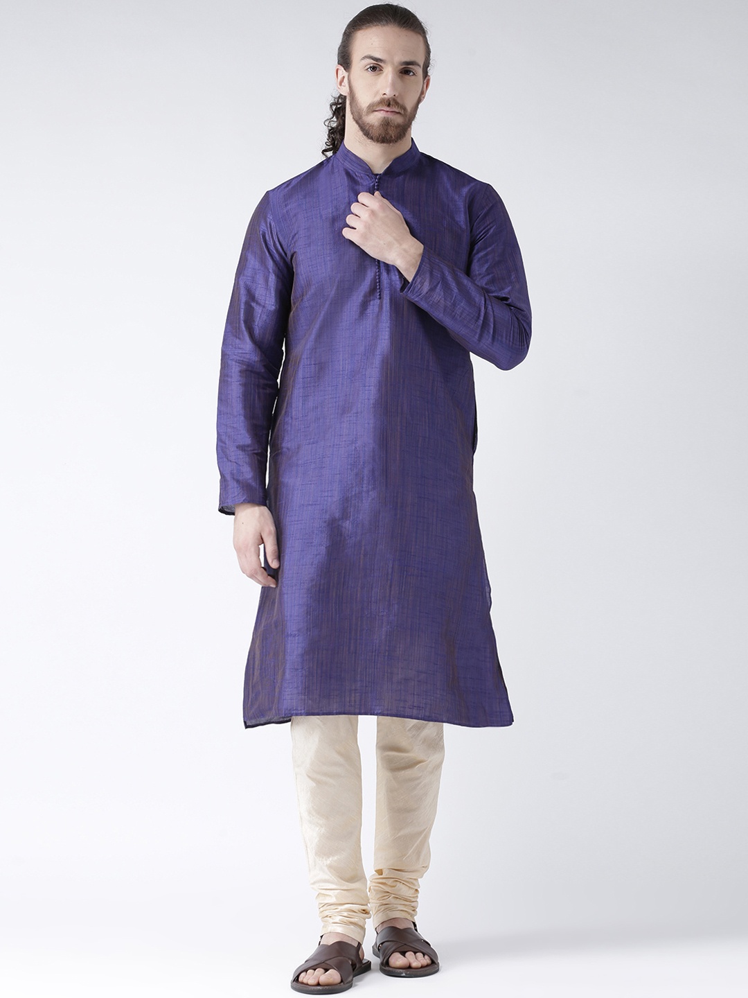 

DEYANN Men Blue & Cream-Coloured Solid Kurta with Churidar