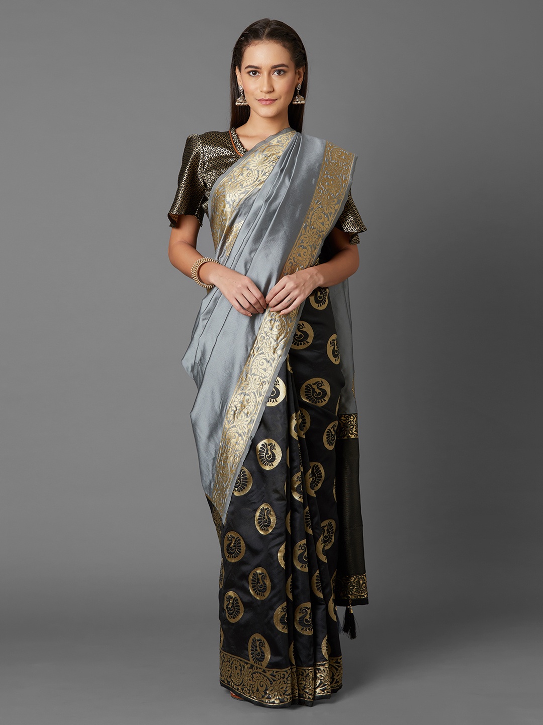 

Mitera Grey & Black Silk Blend Woven Design Kanjeevaram Saree