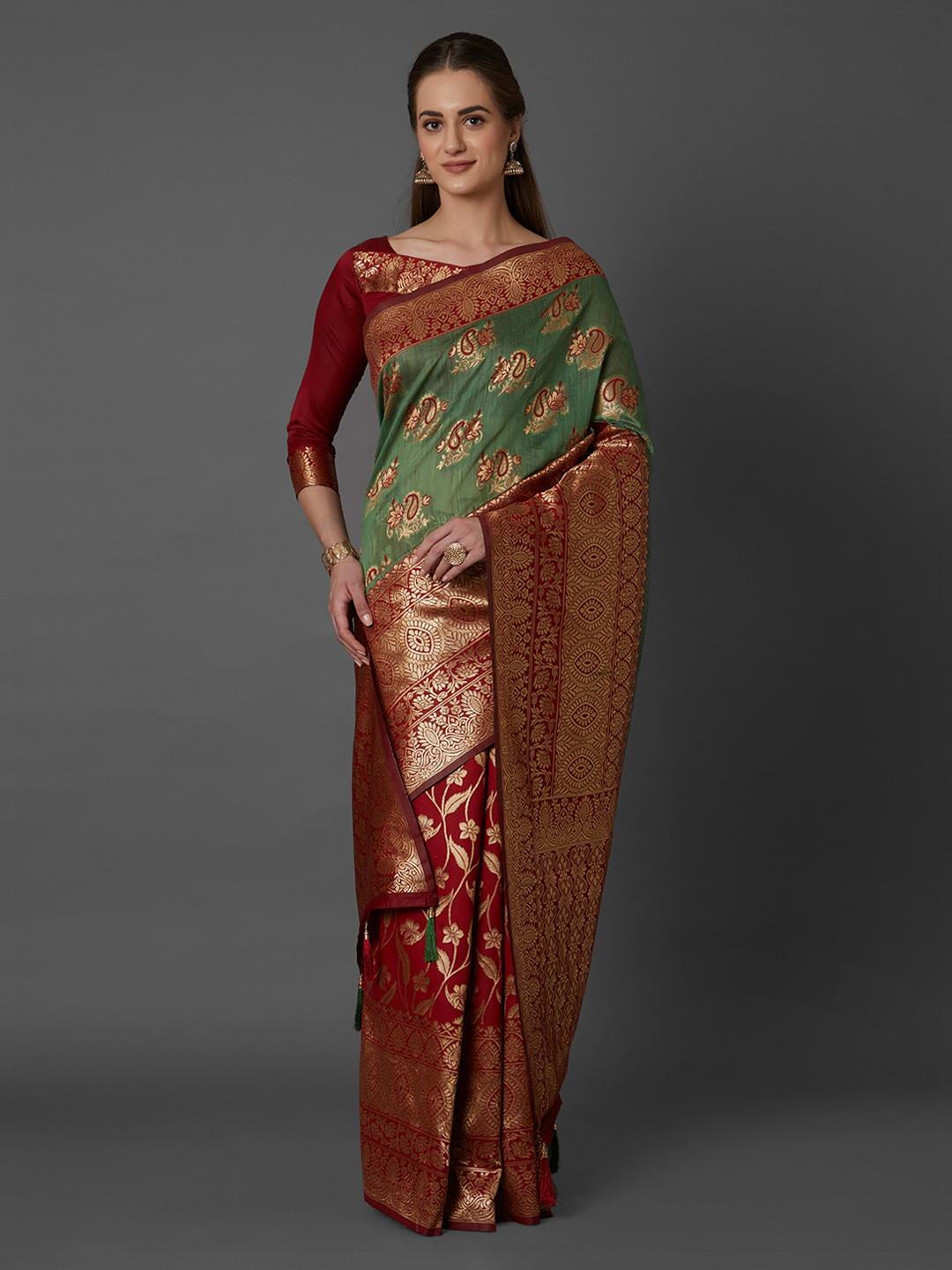 

Mitera Maroon & Green Silk Blend Woven Design Kanjeevaram Saree