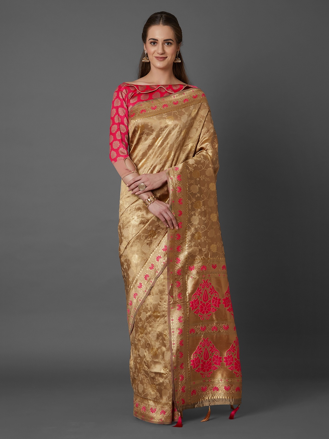 

Mitera Beige Silk Blend Woven Design Kanjeevaram Saree
