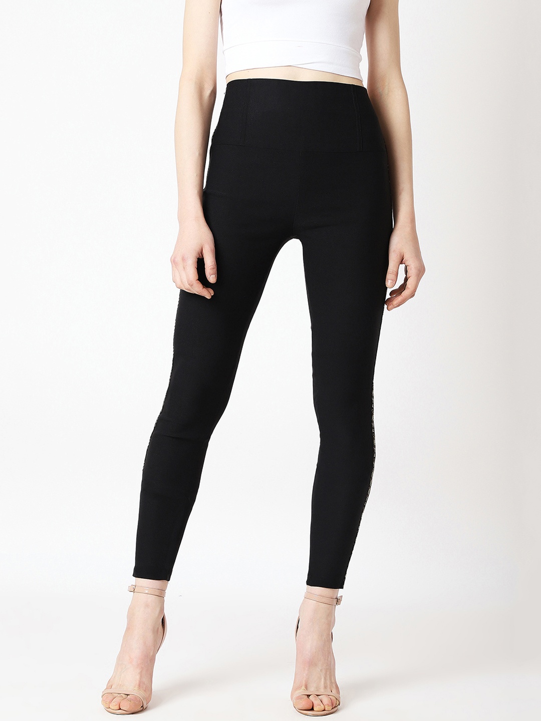 

Miss Chase Women Black Solid Jeggings