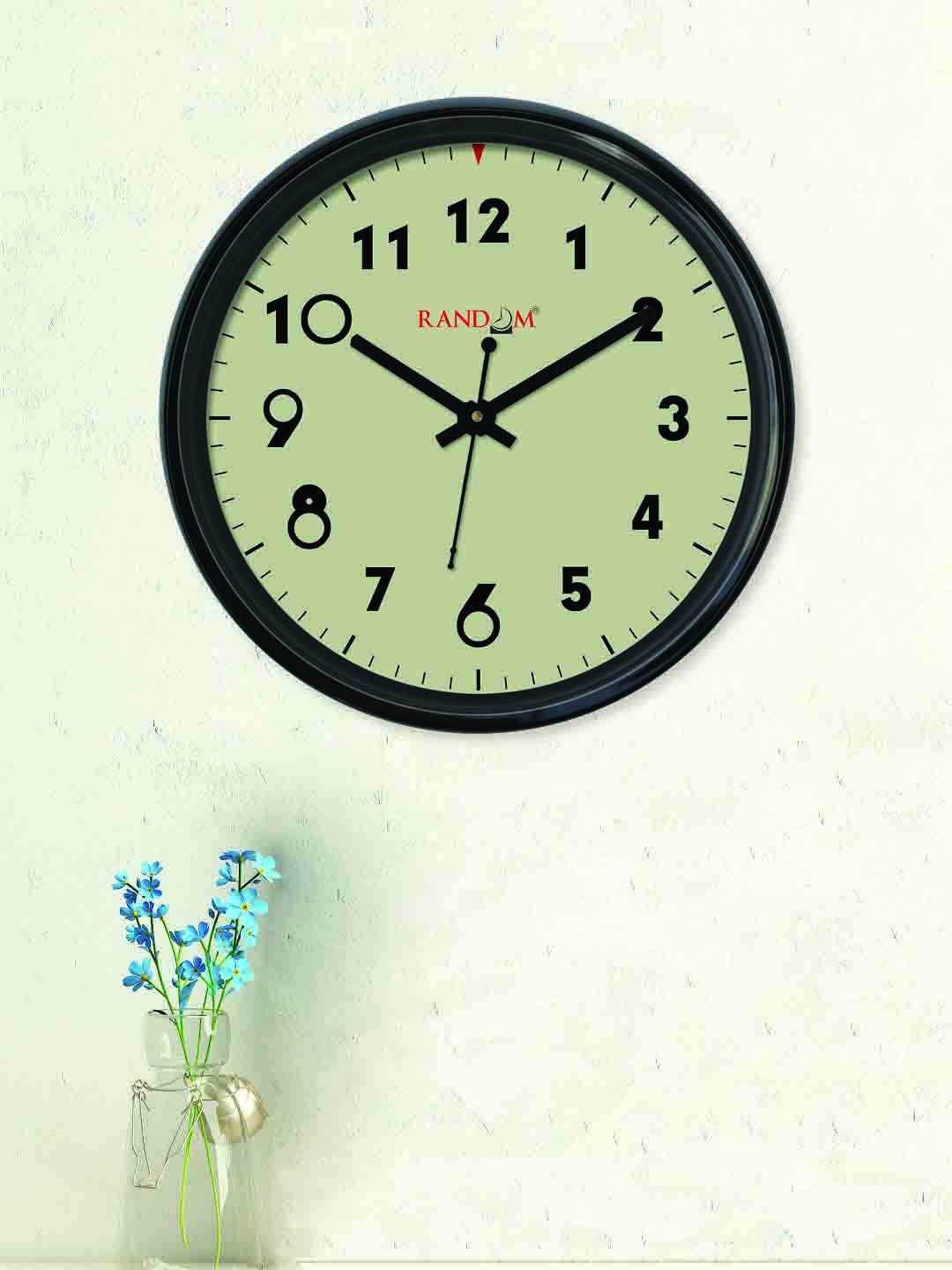 

RANDOM Khaki Round Solid Analogue Wall Clock