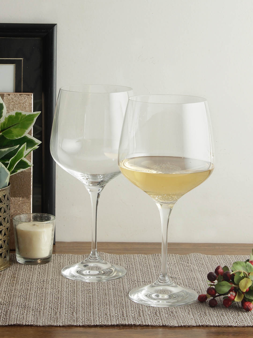 

Rebecca Crystal Wine Glass Lead free 820 ml Set of 6, Transparent