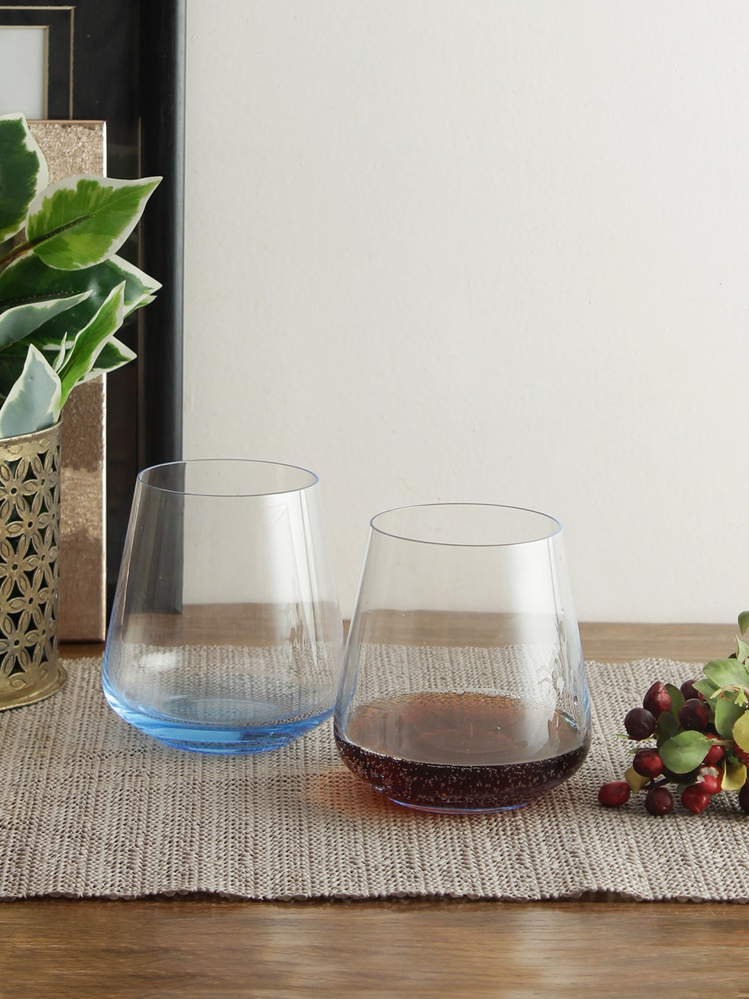 

Bohemia Crystal Set of 6 Siesta Blue Base Crystal Whiskey Glass Lead free 400 ml, Transparent