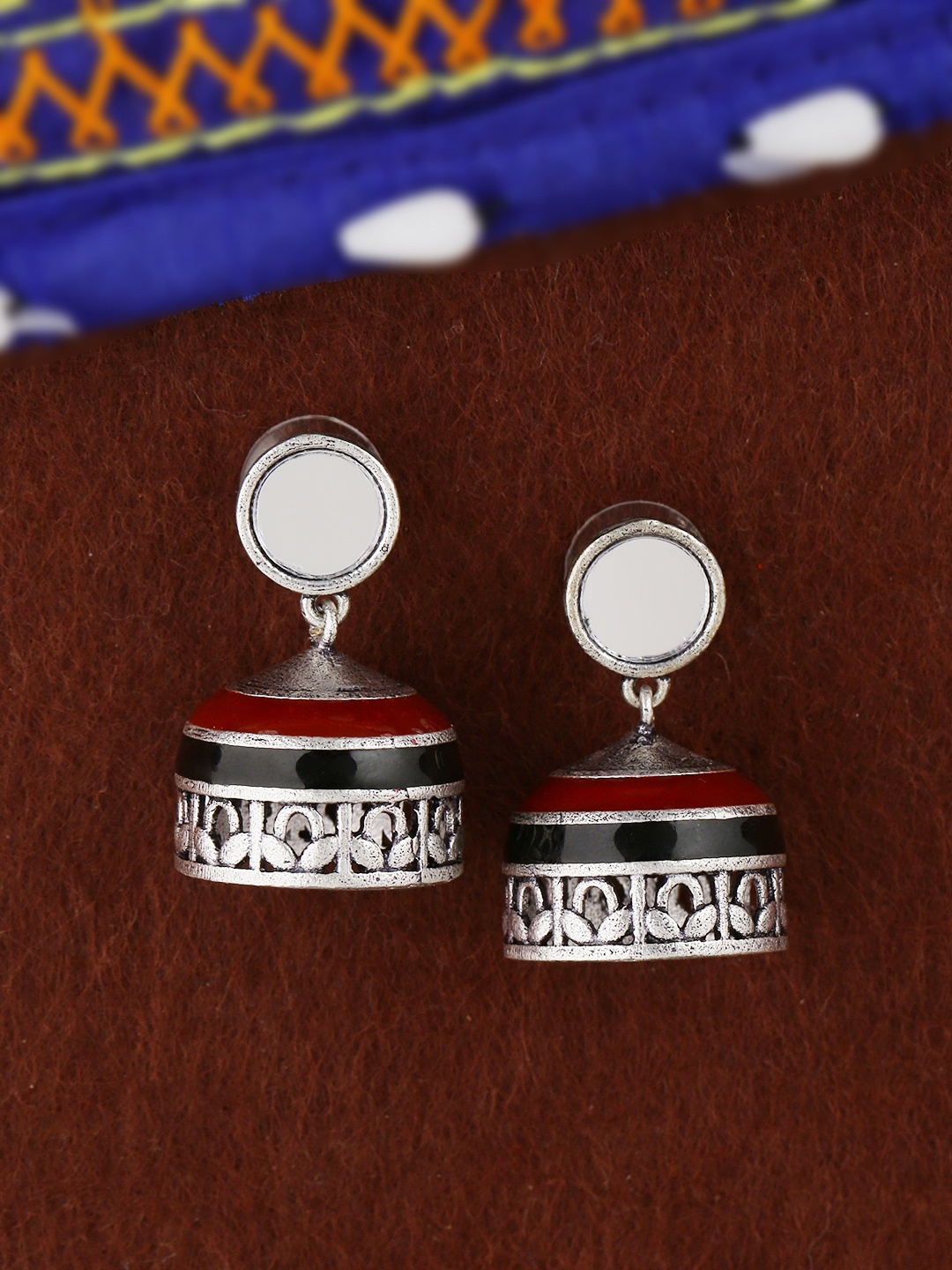 

Voylla Silver-Plated & Black Enamelled Dome Shaped Jhumkas