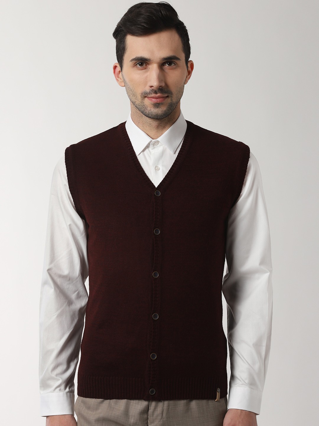 

Peter England Casuals Men Maroon Solid Sweater