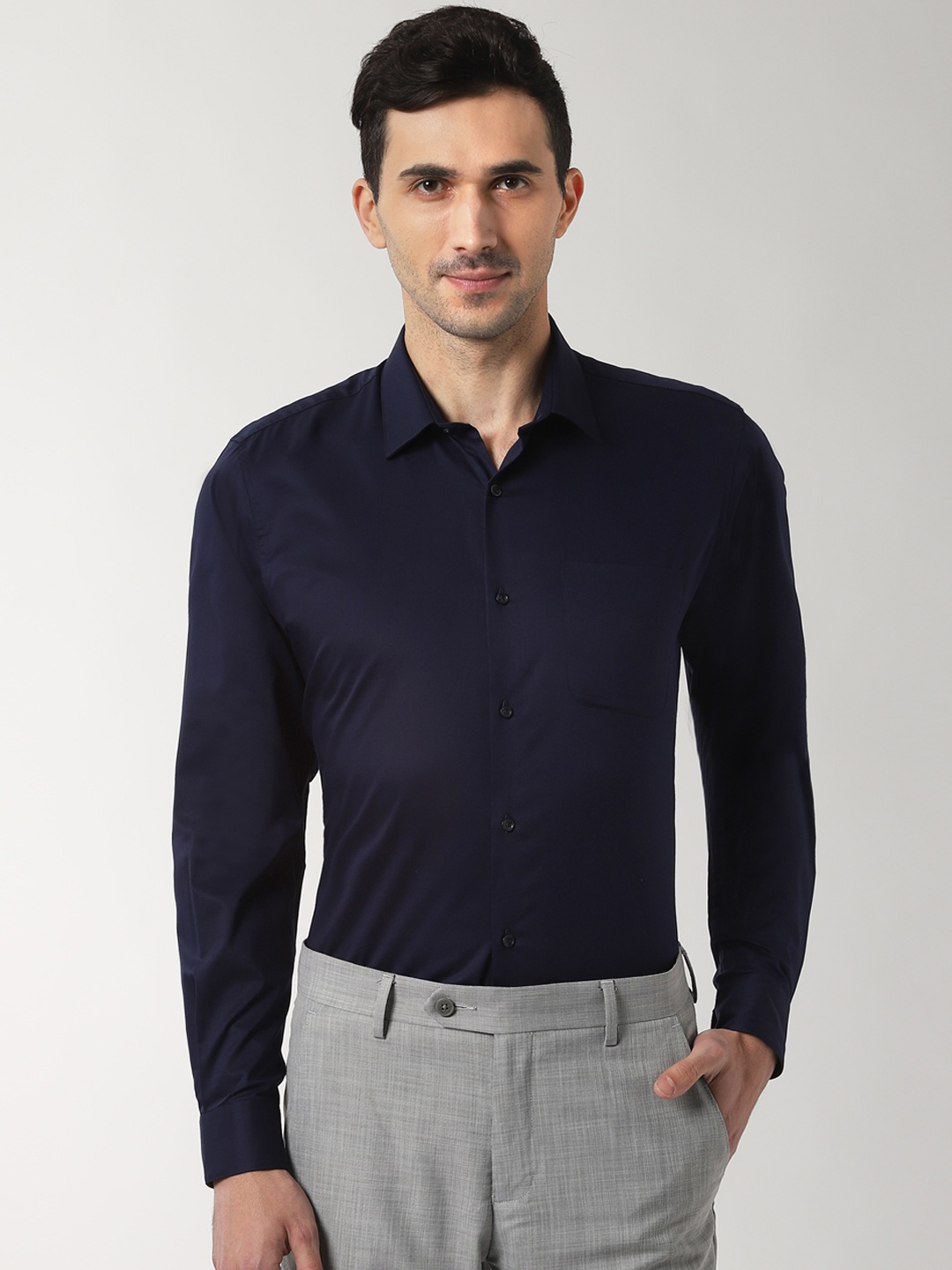 

Peter England Men Navy Blue Slim Fit Solid Formal Shirt
