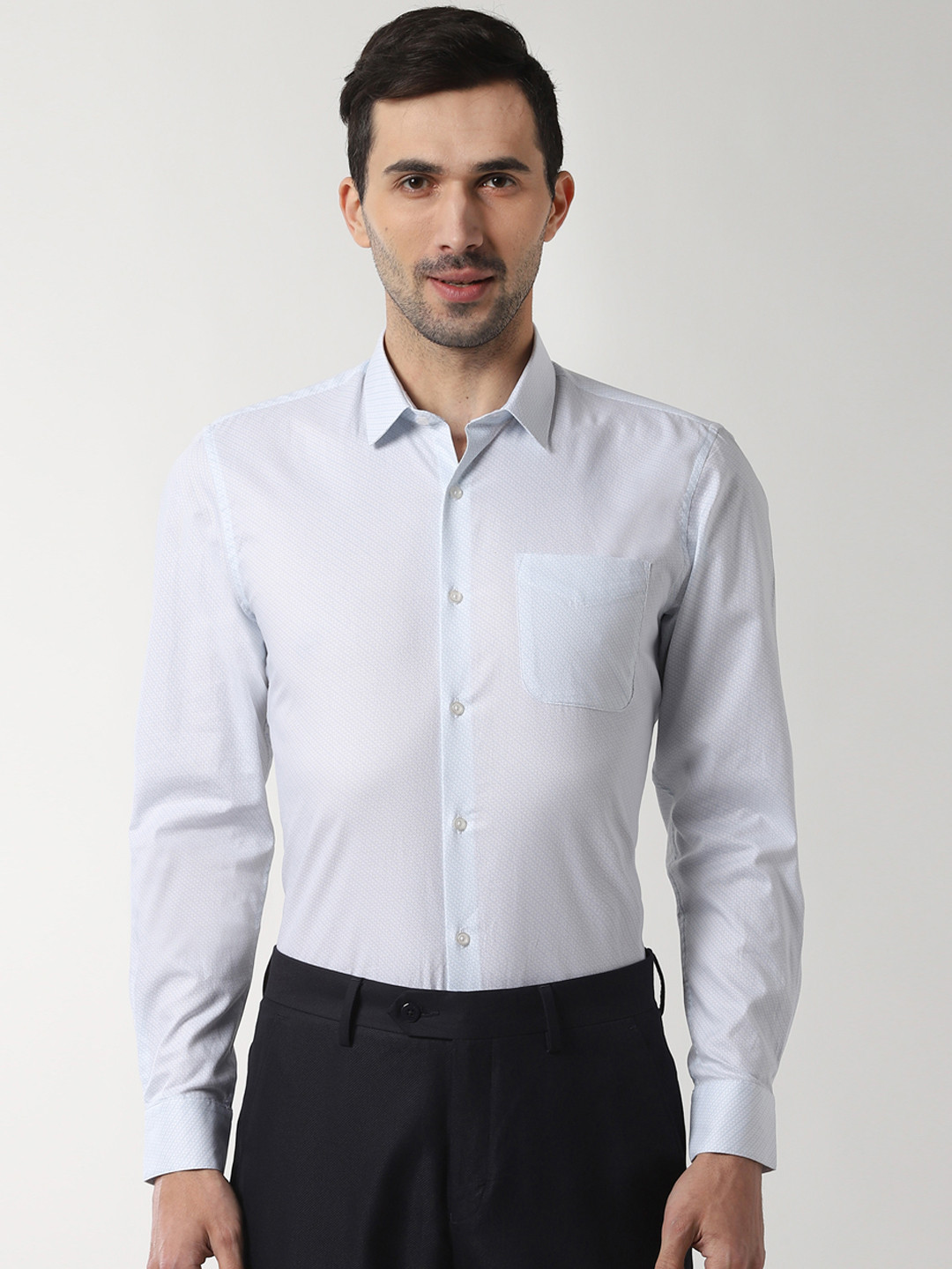 

Peter England Men Blue & White Slim Fit Printed Formal Shirt