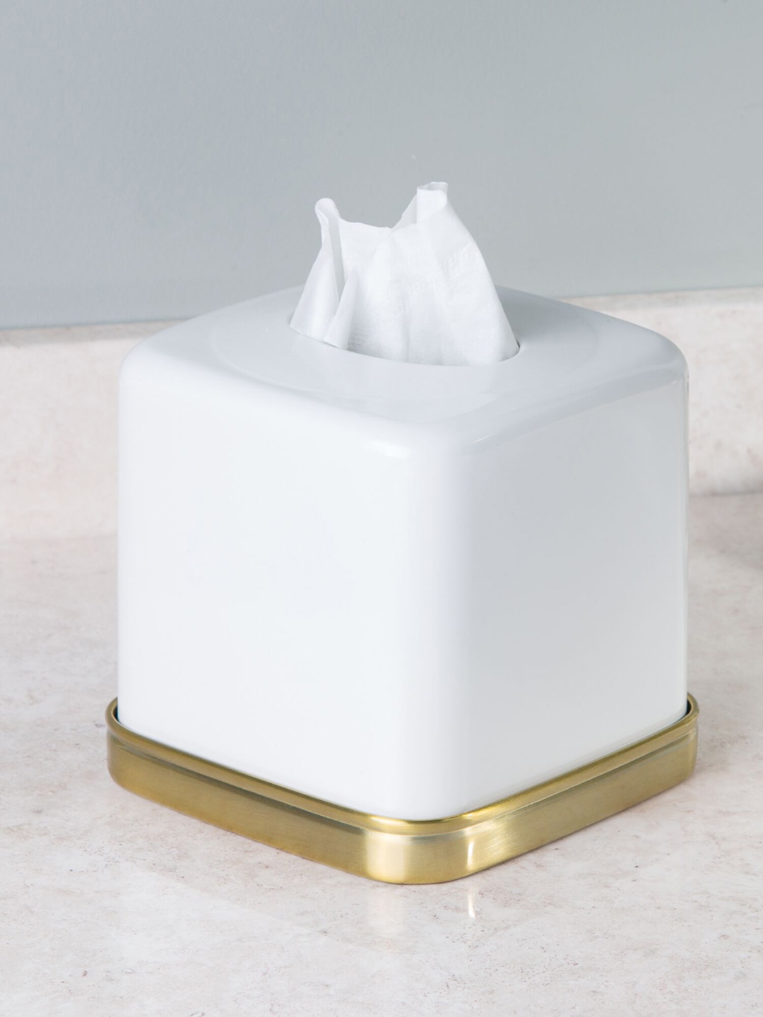 

INTERDESIGN White & Gold-Toned Tissue Holder