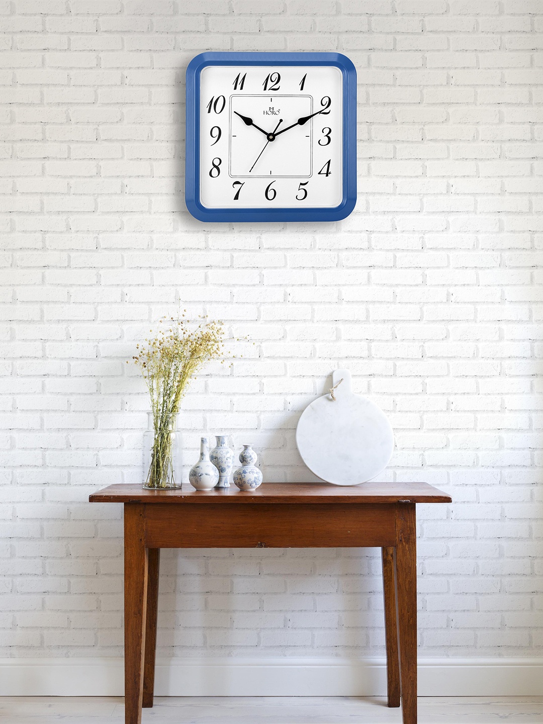 

Horo White Square Solid Analogue Wall Clock
