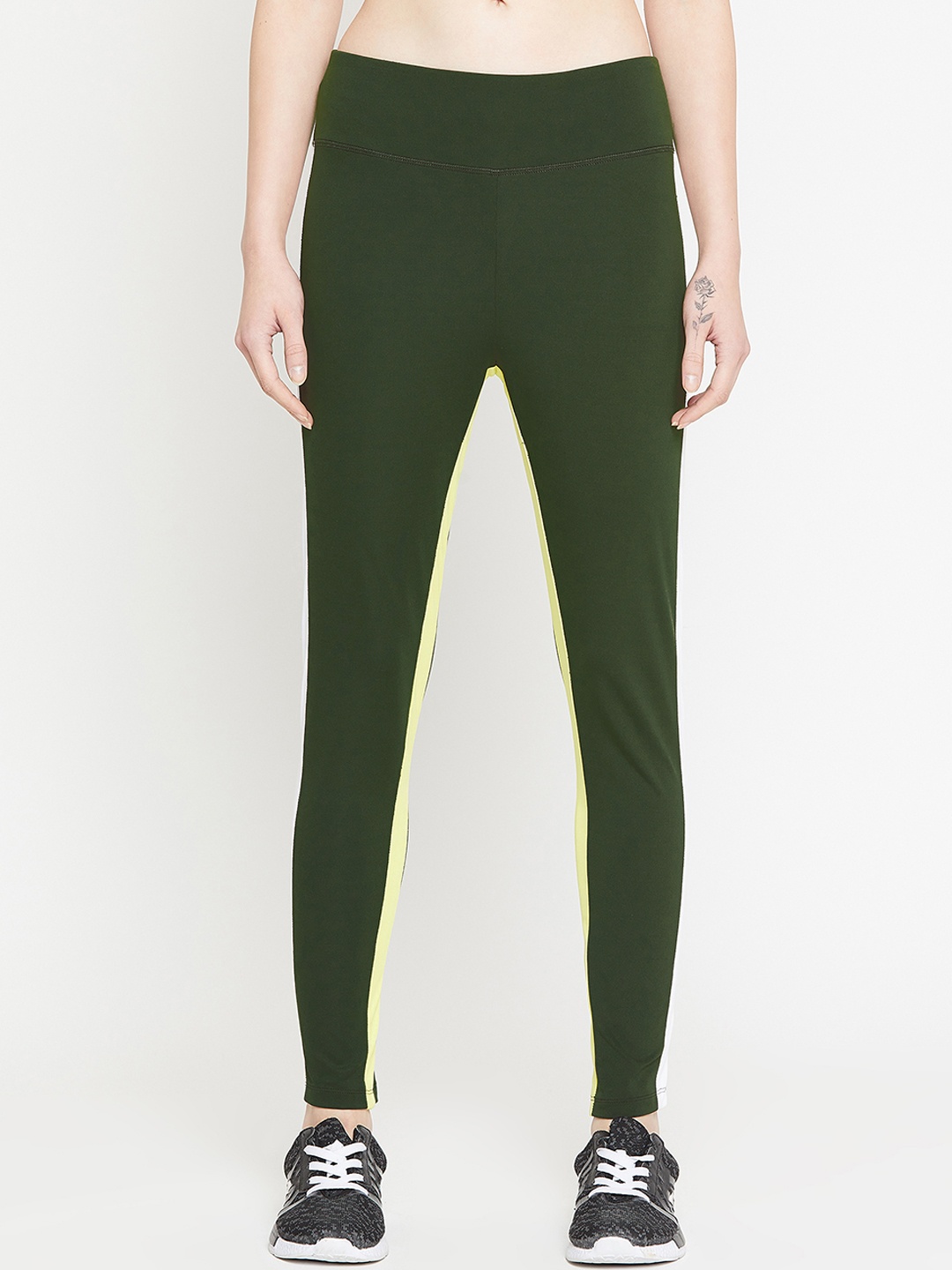 

PERFKT-U Women Olive Green Solid Track Pant