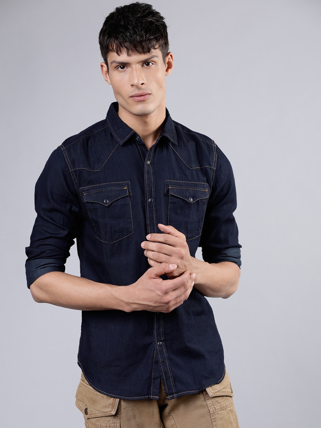 

HIGHLANDER Men Navy Blue Denim Slim Fit Solid Casual Shirt