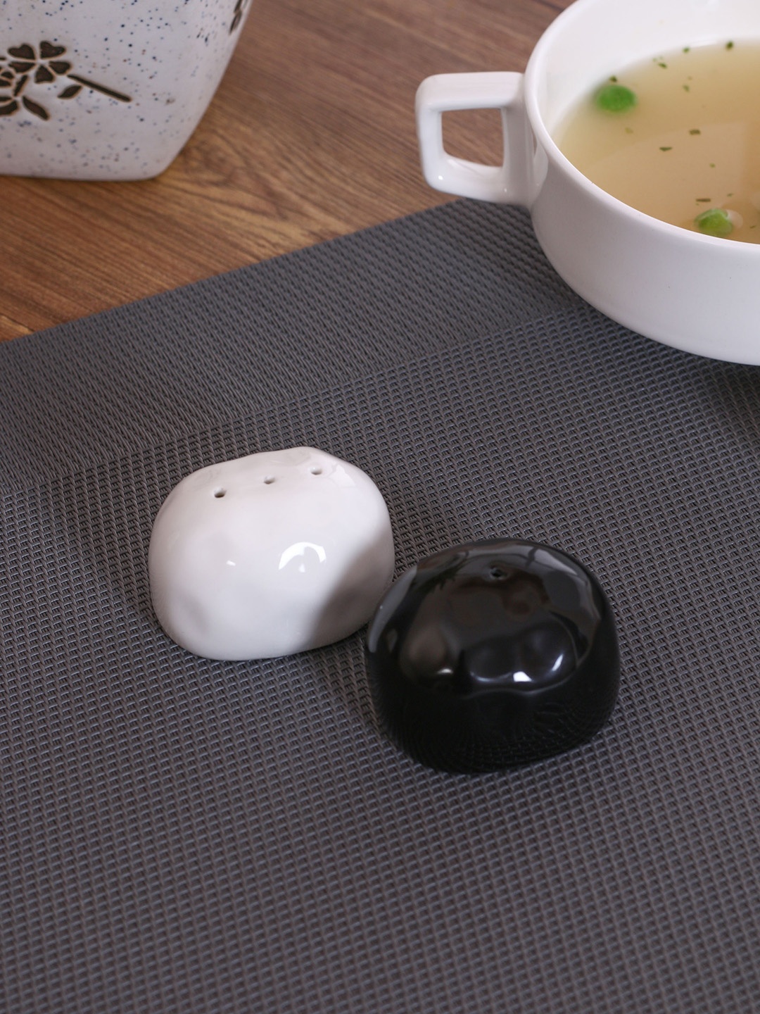

CLAY CRAFT Set of 2 Salt & Pepper Shakers, White