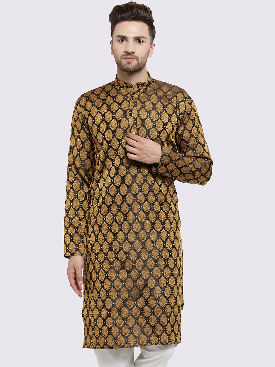 

Jompers Men Black & Golden Woven Design Straight Handloom Kurta
