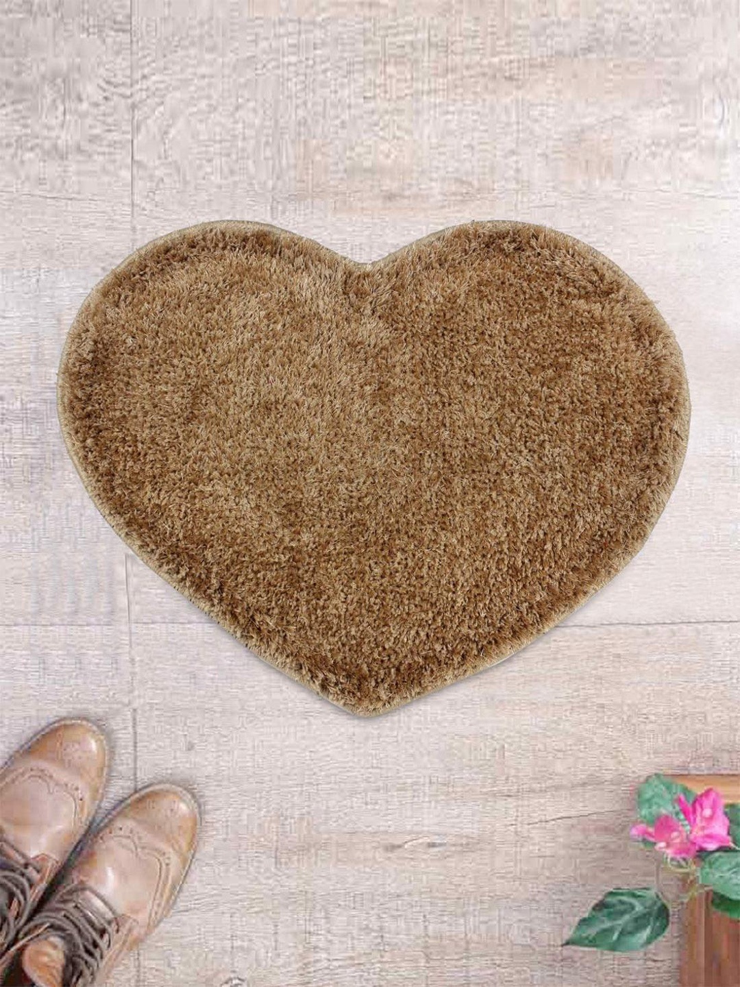 

ROMEE Unisex Brown Solid Heart-Shaped Doormat