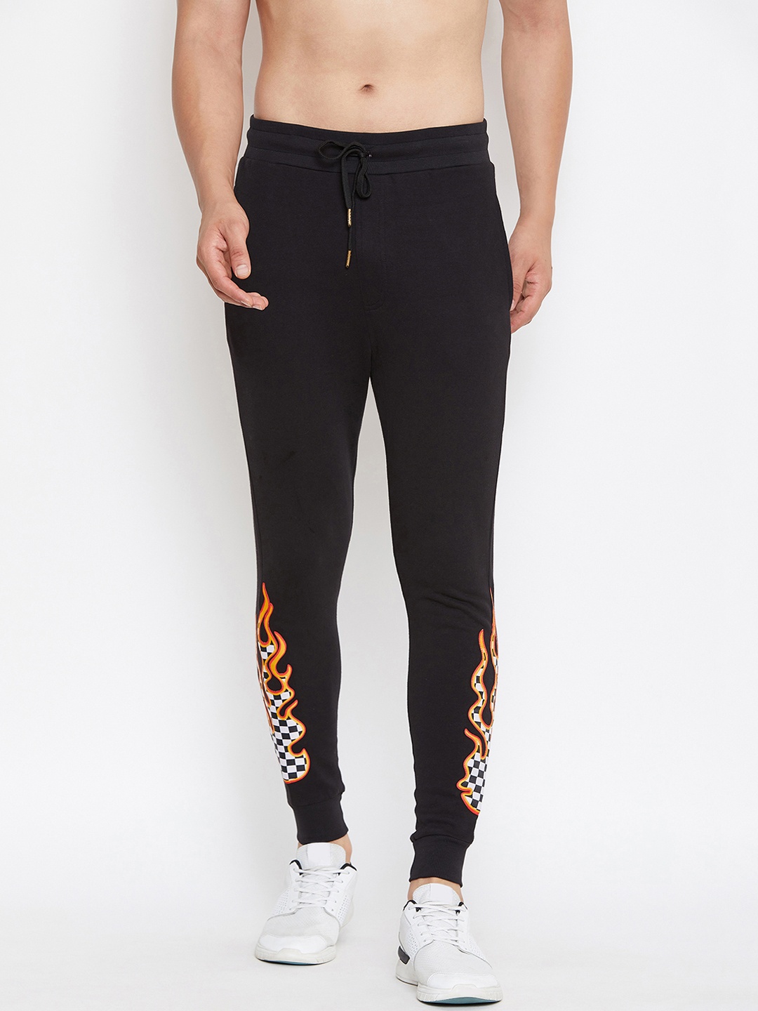 

FUGAZEE Men Black Solid Slim-Fit Joggers