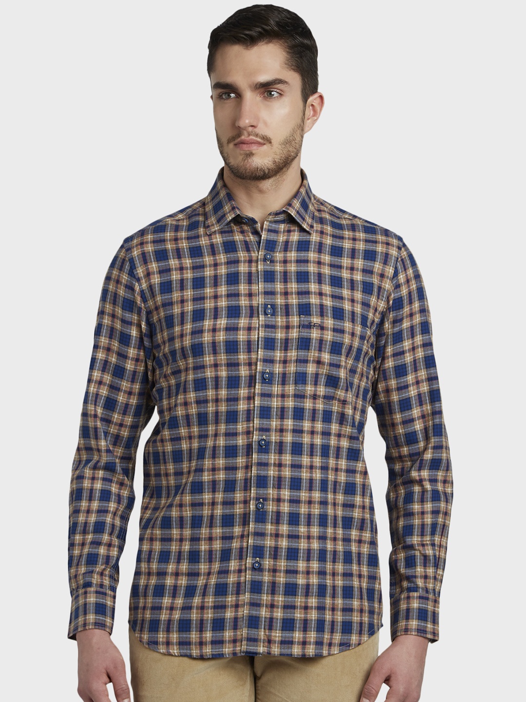 

ColorPlus Men Brown & Blue Tailored Fit Checked Casual Shirt