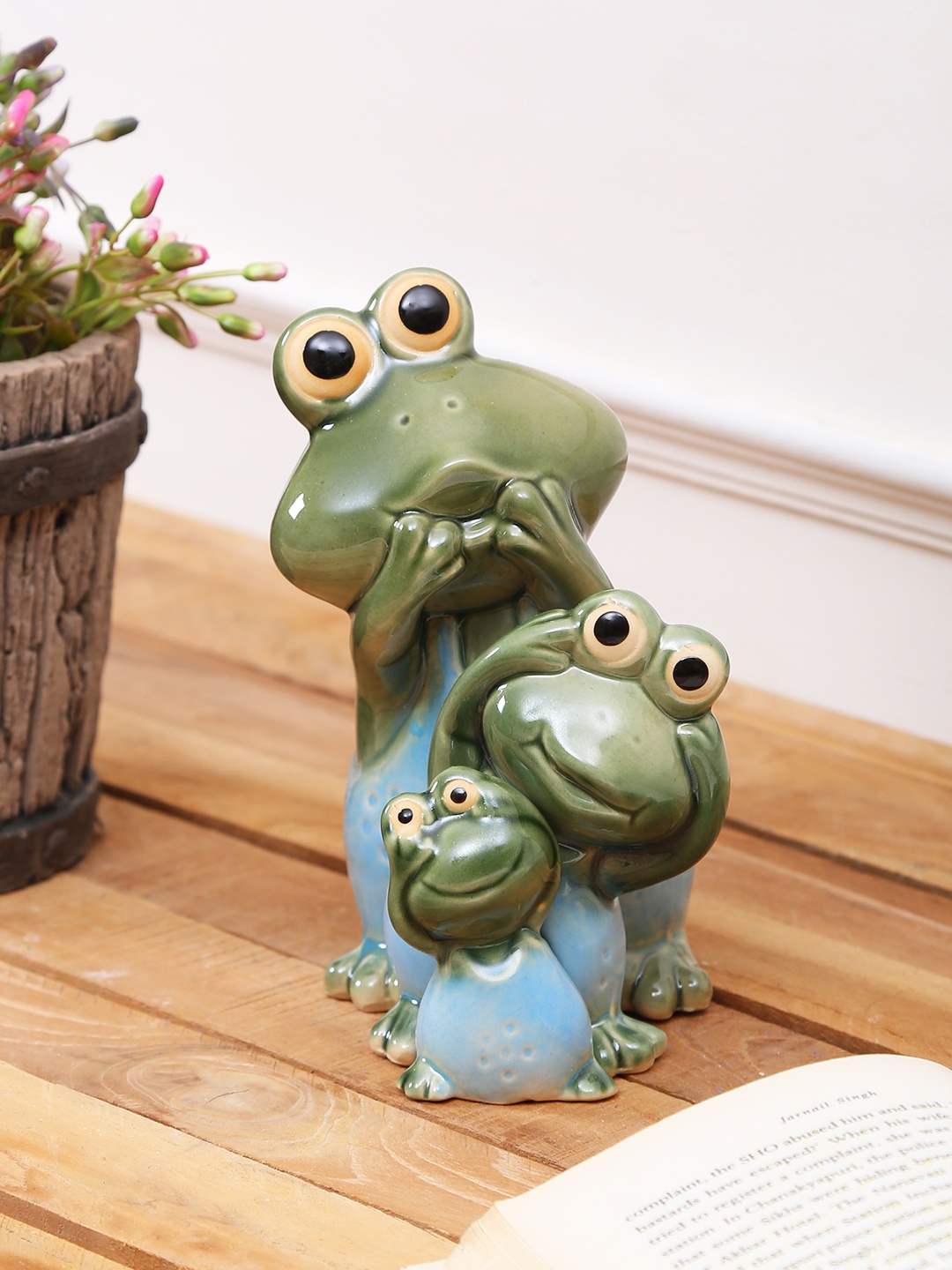 TAYHAA Set of 3 Green & Blue Frog Ceramic Showpiece